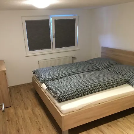 Πανσιόν Kirerhaus *